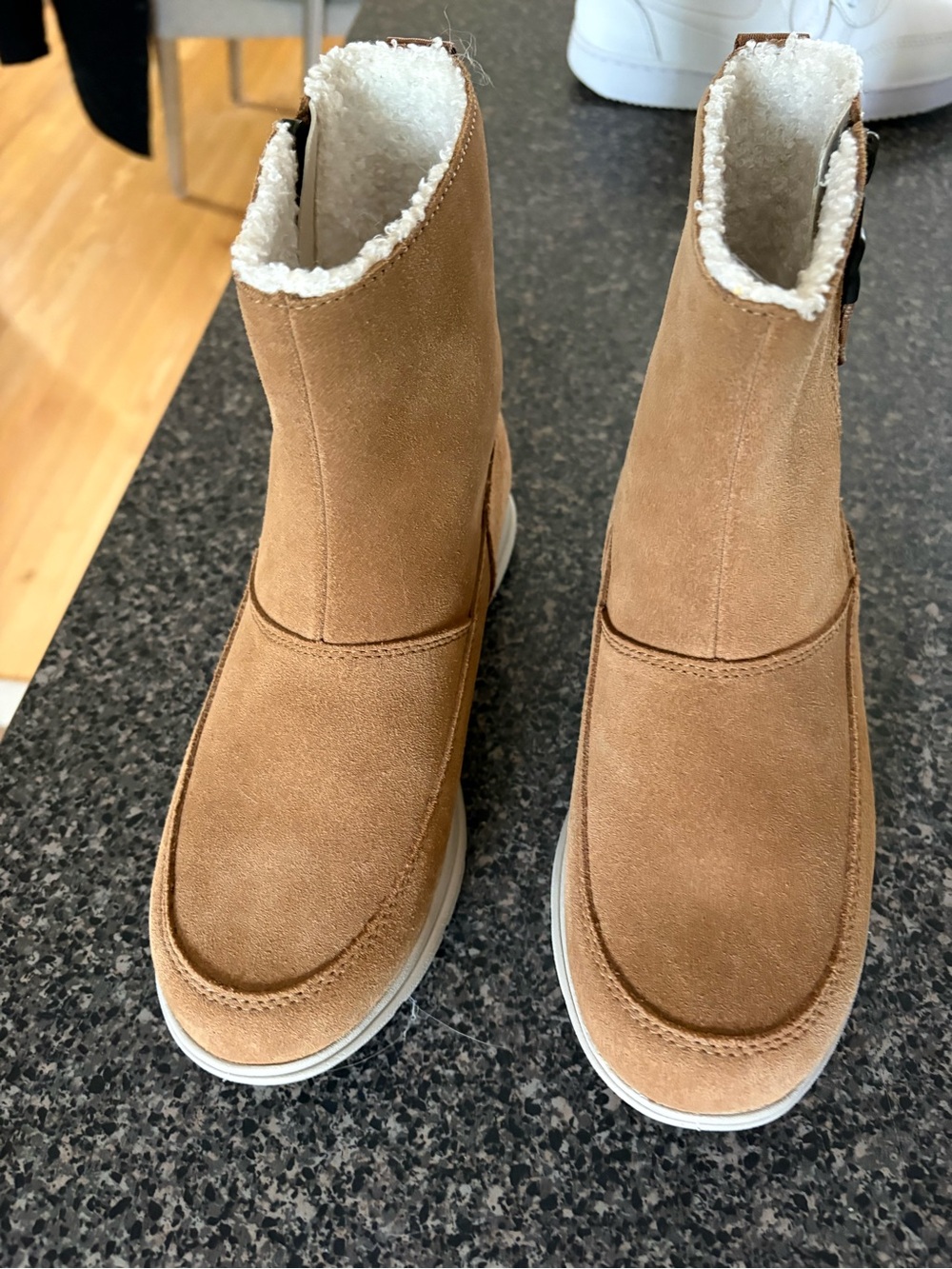 Sorel Women's Tan Suede Sherpa-Lined Ankle Boots - NEW!